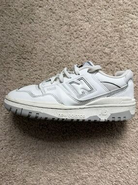 New Balance 550 White Grey Low Sneakers Boys Size 6.5 Y Womens 8 GSB550PB